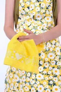 Кухонный фартук Floral Galben с жёлтым полотенцем 3