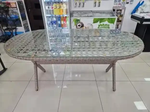 Стол из ротанга 180х100см 3